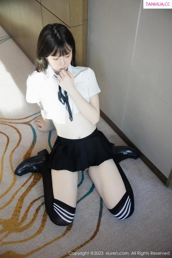   [XiuRen]高清写真图 2023.10.19 No.7534 林悠悠 清纯美腿第30张图片